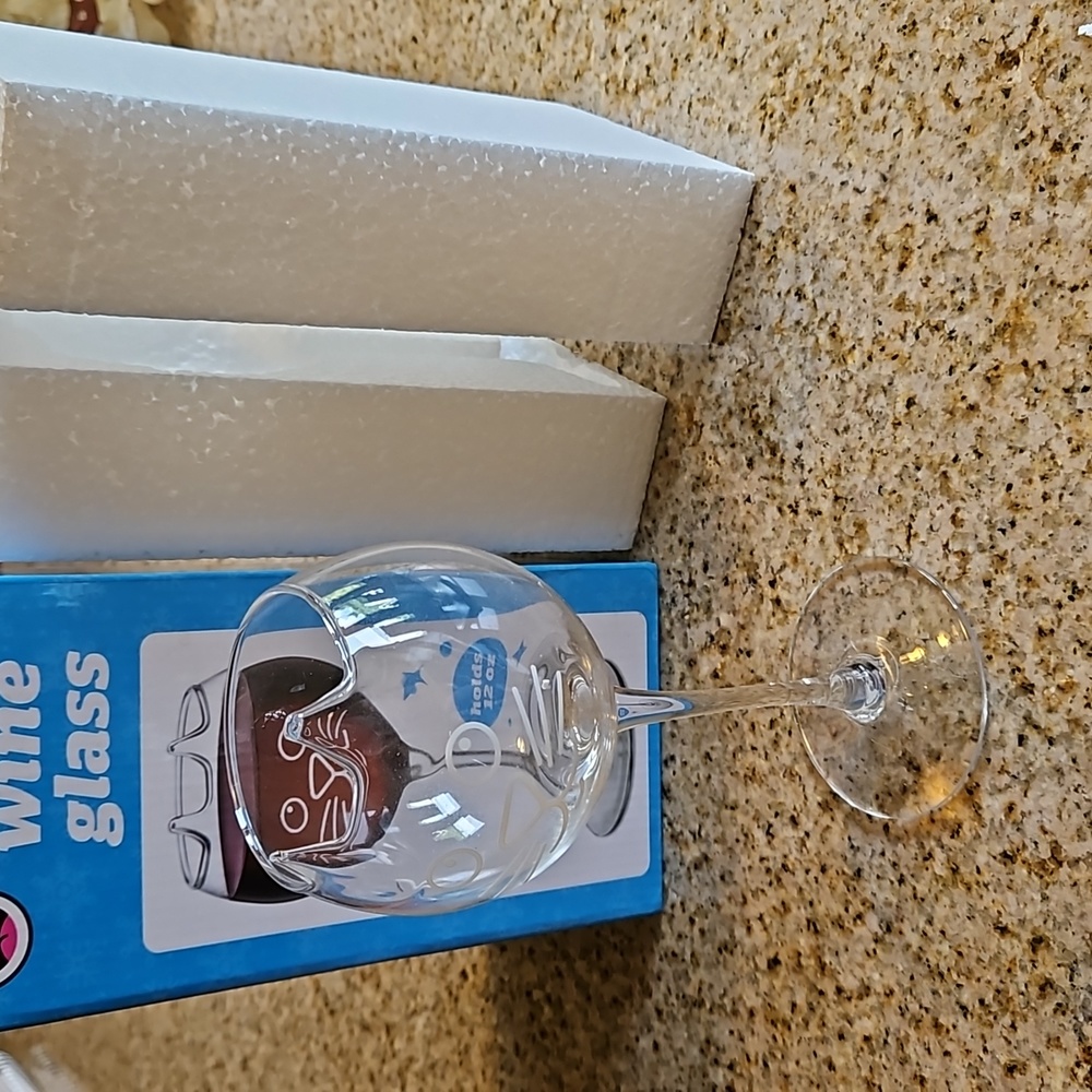Purrfect Wine Glass 🍷never used!🍷